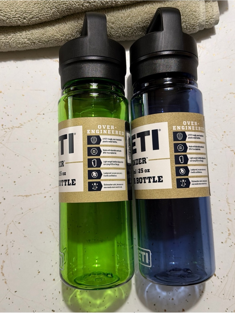 Yeti Yonder 25 oz Water Bottle — Green & Blue - Picture 2 of 7